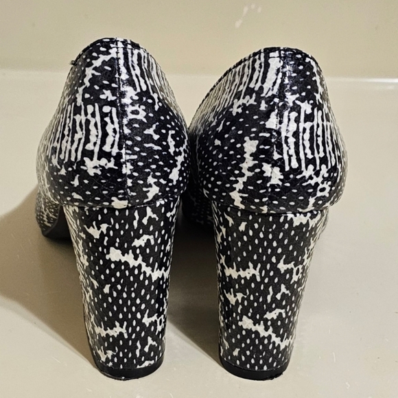 Chinese cl Laundry shoes - Picture 6 of 7